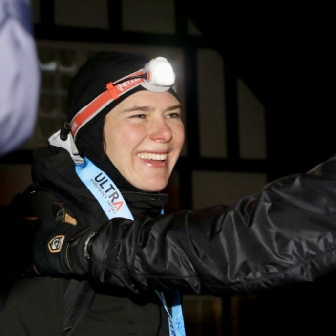 Jasmin Paris Biography & News Runner RUN247