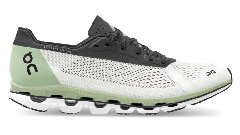 Cloudboom running shoes