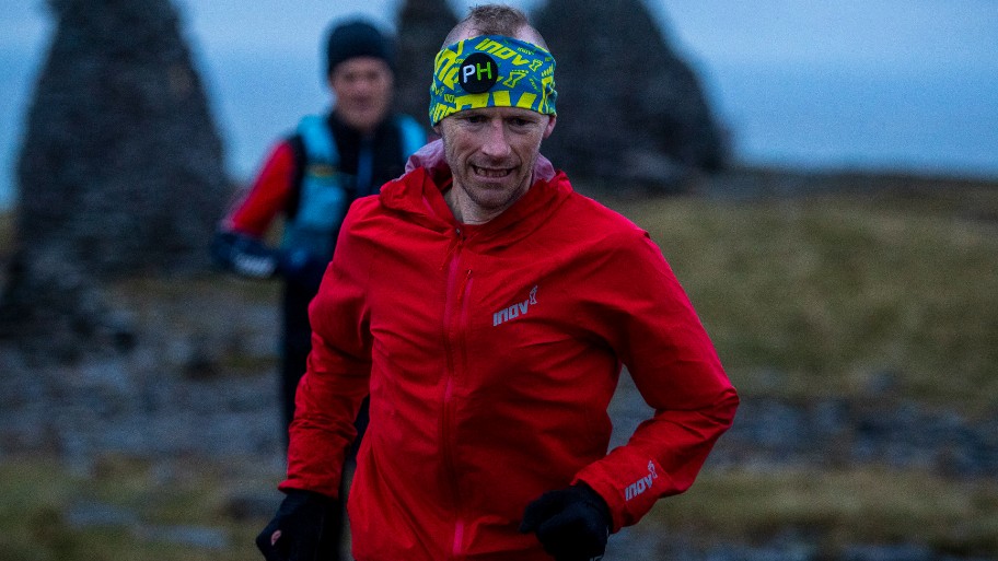 Hall bouncing back from Spine Race to face Tor de Géants | Running News ...