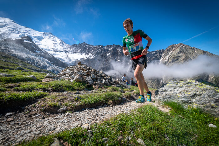 salomon trail running shoes