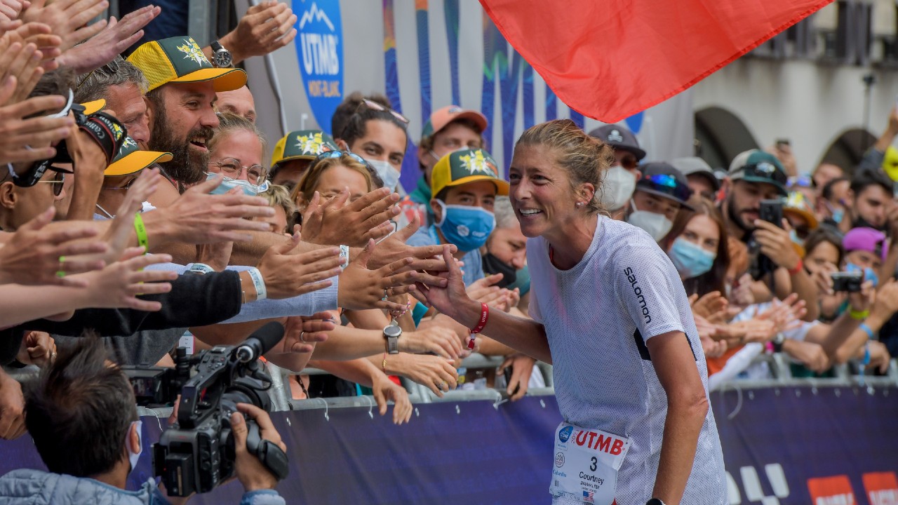 Courtney Dauwalter wins the 2021 Ultra-Trail du Mont Blanc