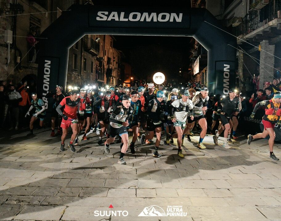 Runners at the start of the 2022 Salomon Ultra Pirineu