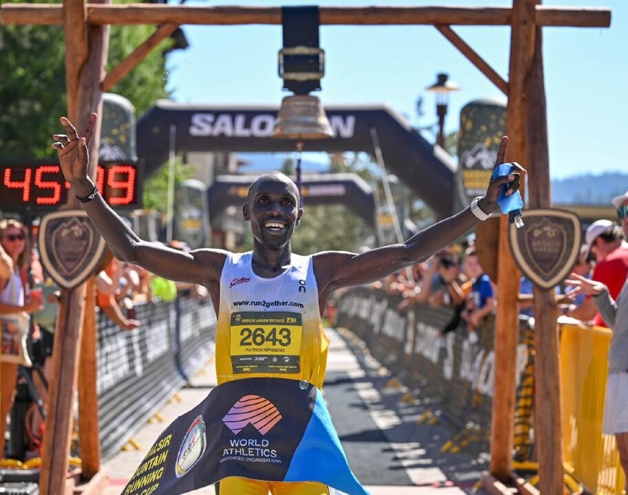 Patrick Kipngeno wins Broken Arrow Skyrace 2024 photo credit Scott Rokis