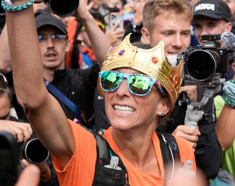 Courtney Dauwalter crown UTMB 2025