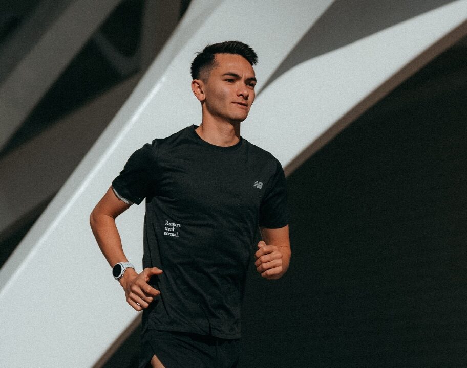 Alex Yee Valencia marathon training 2025 COROS