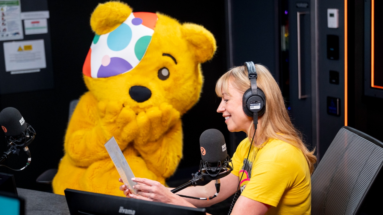Sara Cox Pudsey Bear BBC Children in Need 2025