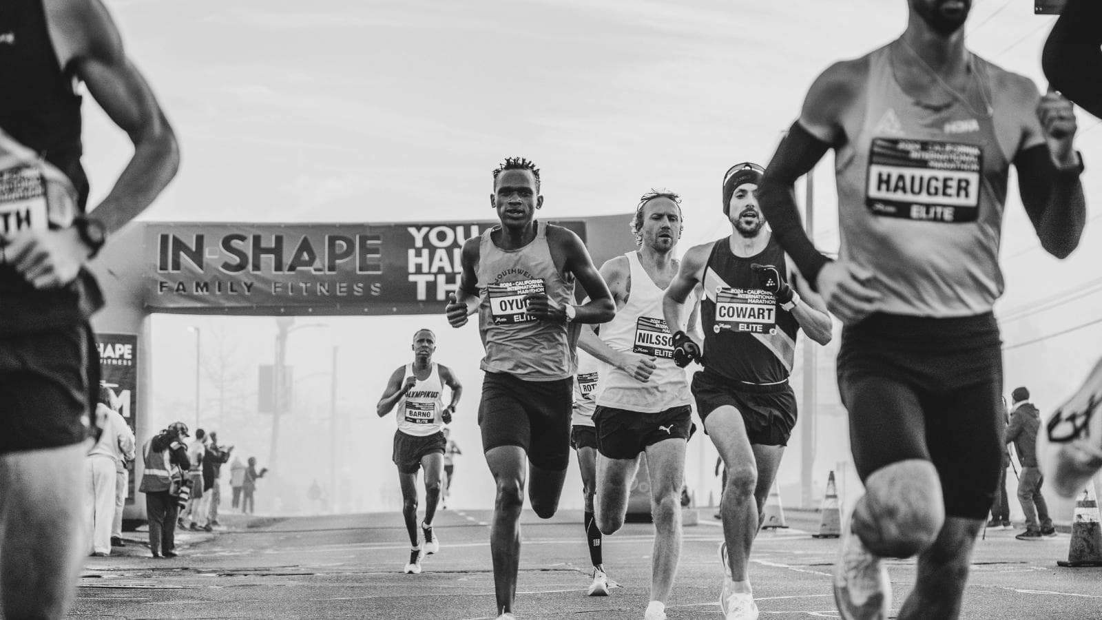 runners focusing on cadence and stride rate to reduce injury risk and improve running performance