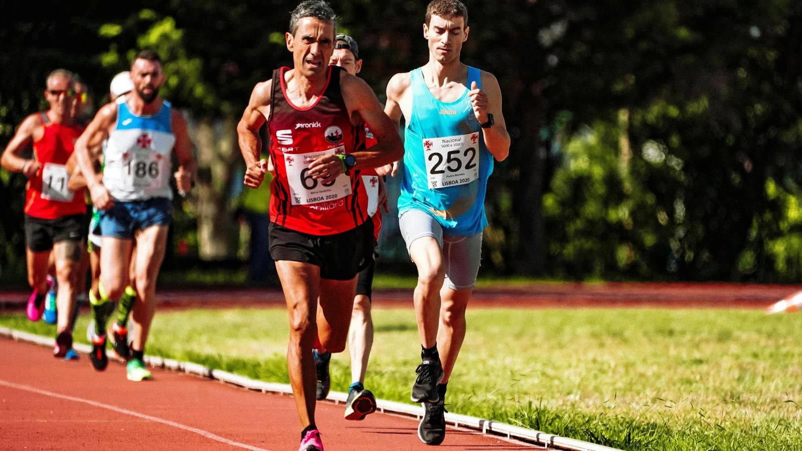 Improving running form, mobility, and training balance can help prevent IT band issues.