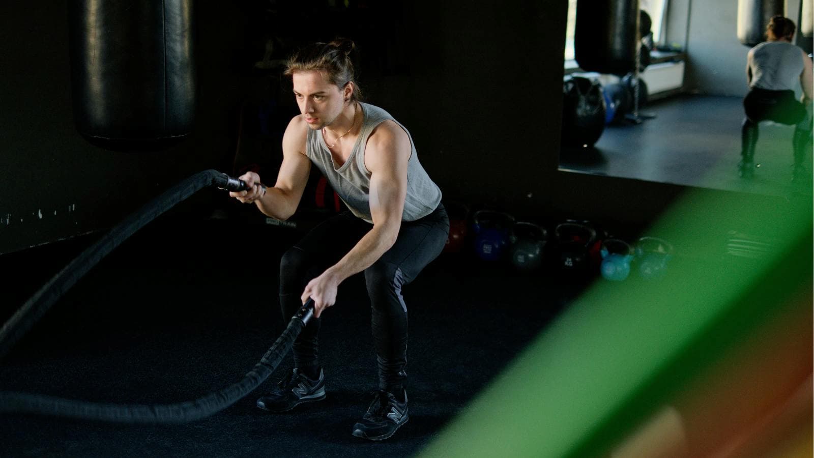 runner looking fatigued due to overtraining and common running mistakes affecting performance