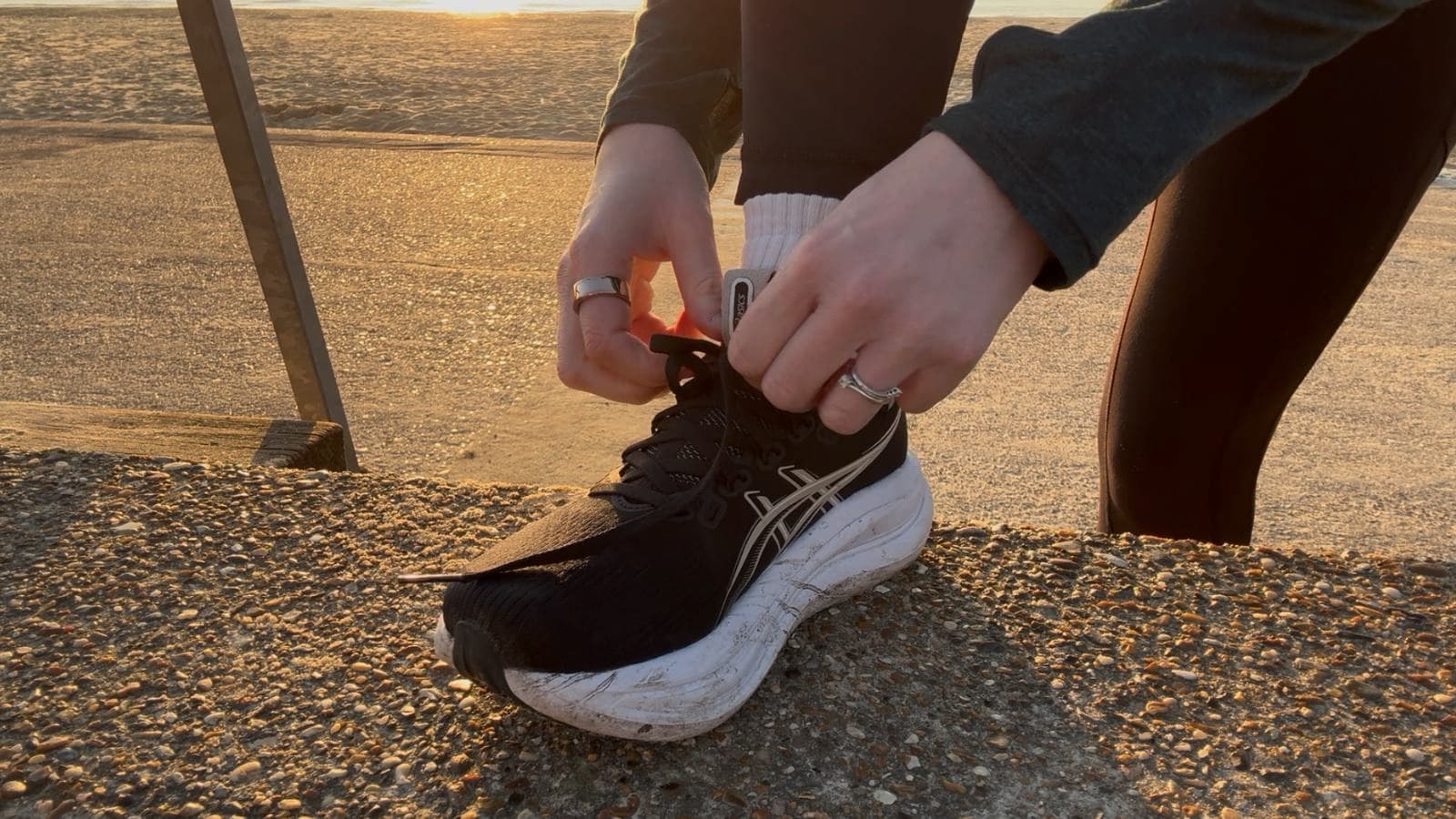 ASICS Gel Nimbus 28 Review: Ultra-Comfortable Road Running Shoe for Long Distances