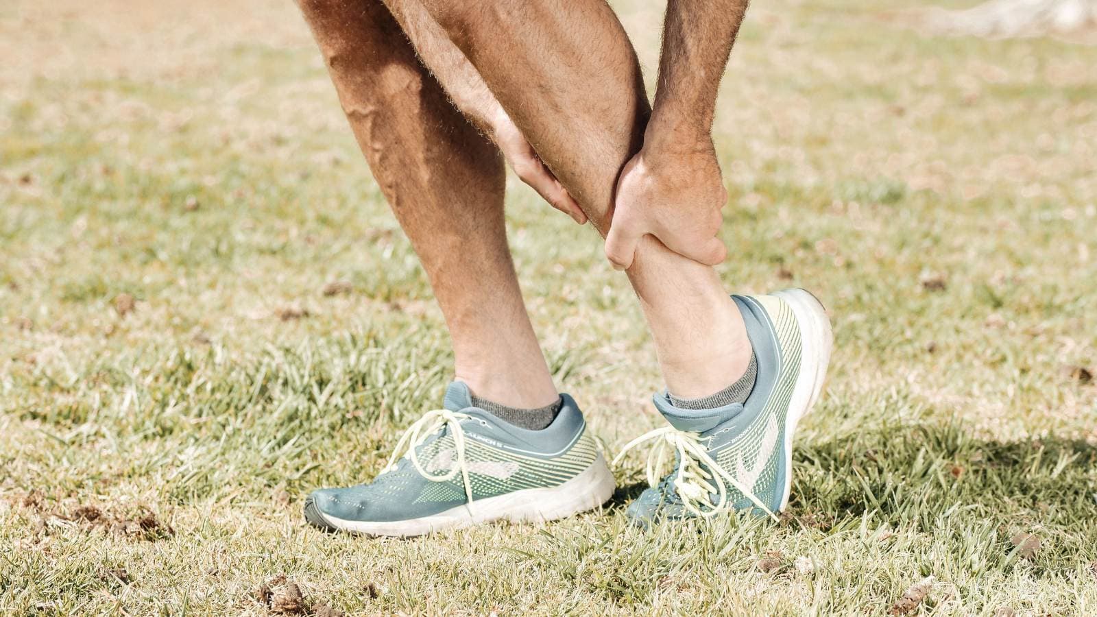 runner focusing on cadence and stride efficiency to reduce stress fracture risk during training