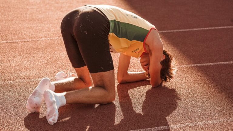 Consistent sleep routines help runners recover more effectively and perform better during training.