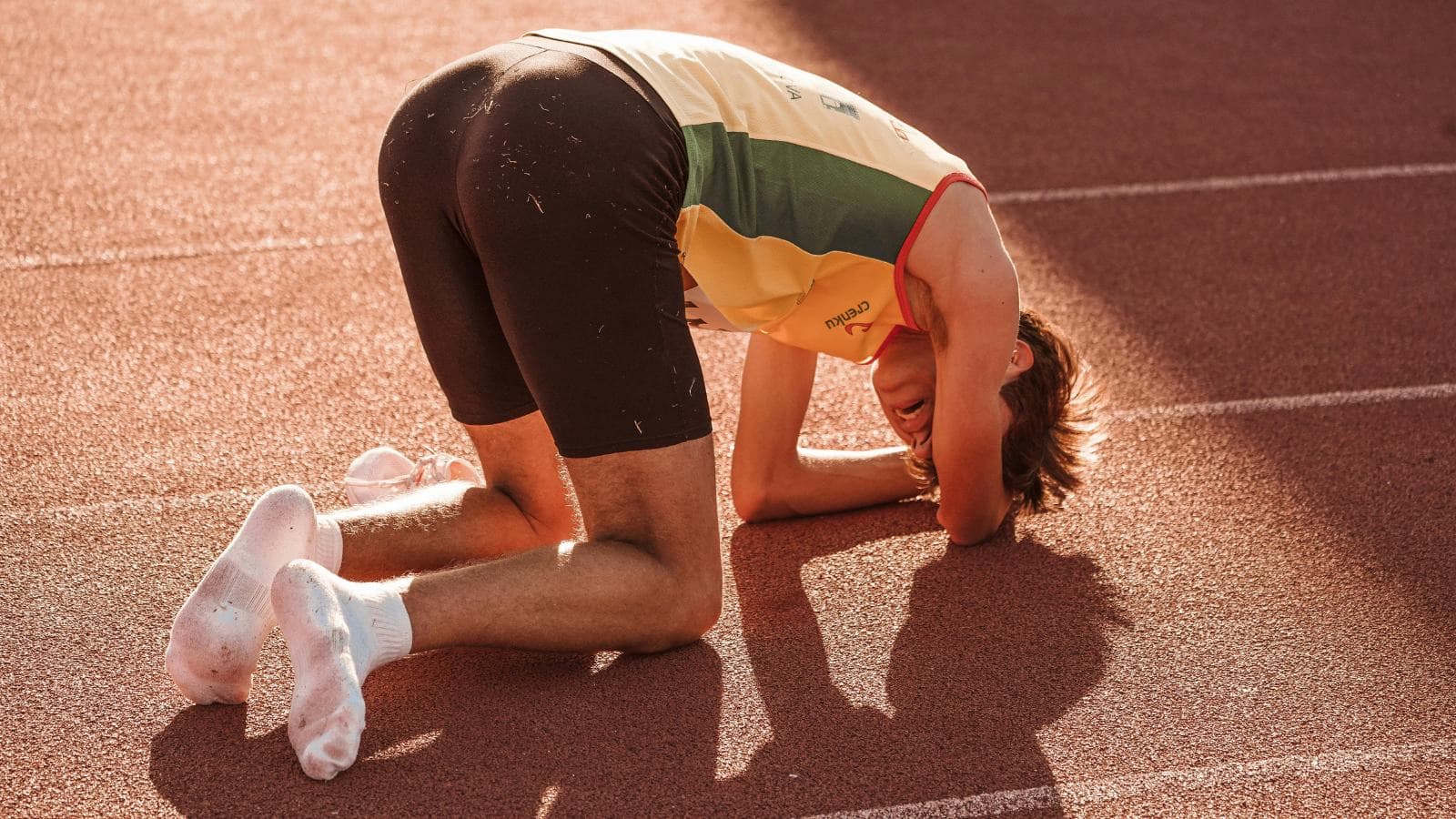 Consistent sleep routines help runners recover more effectively and perform better during training.