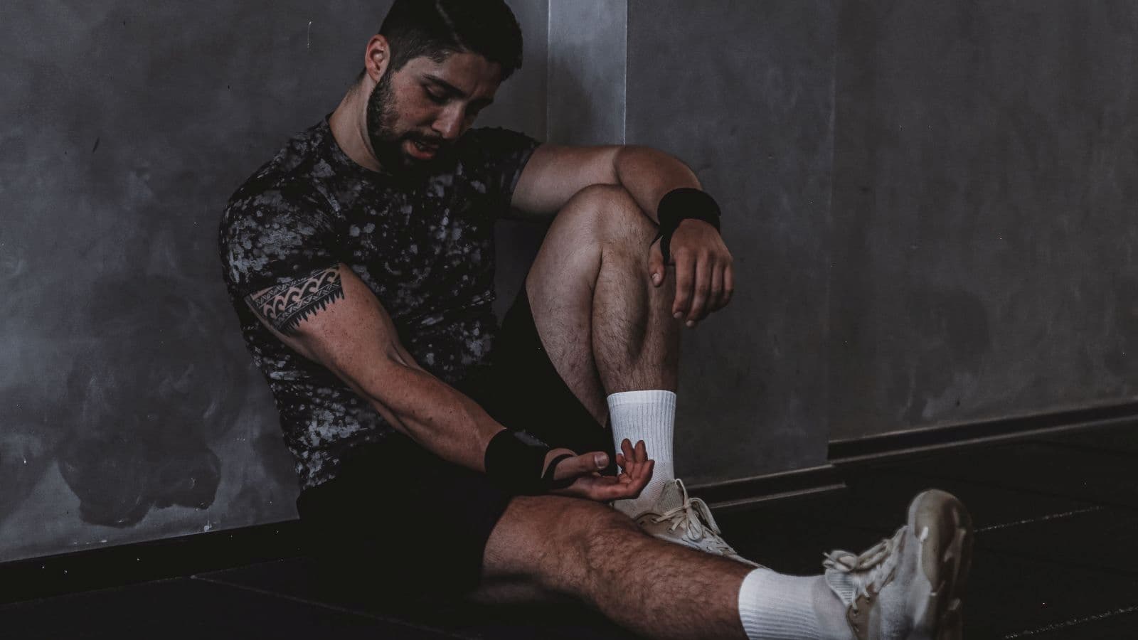 Trail runner visualising a successful return to trail racing while recovering from an injury.