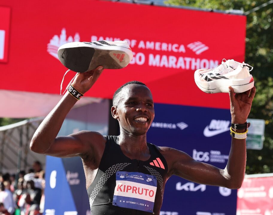Amos Kipruto wins Chicago Marathon 2026