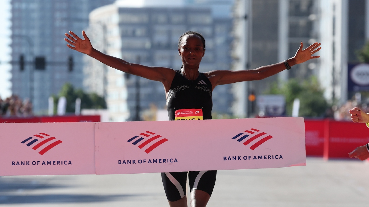 Hawi Feysa wins Chicago Marathon 2026